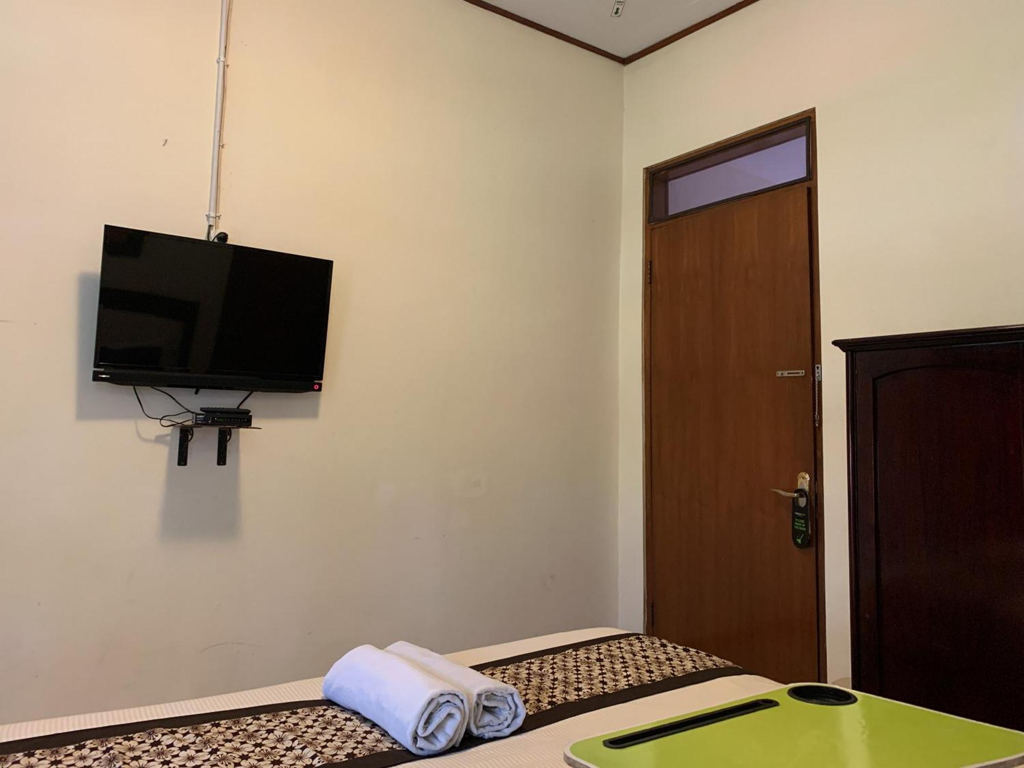 Urbanview Sasono Putro Condoongcatur By Reddoorz Kejayan Exterior foto